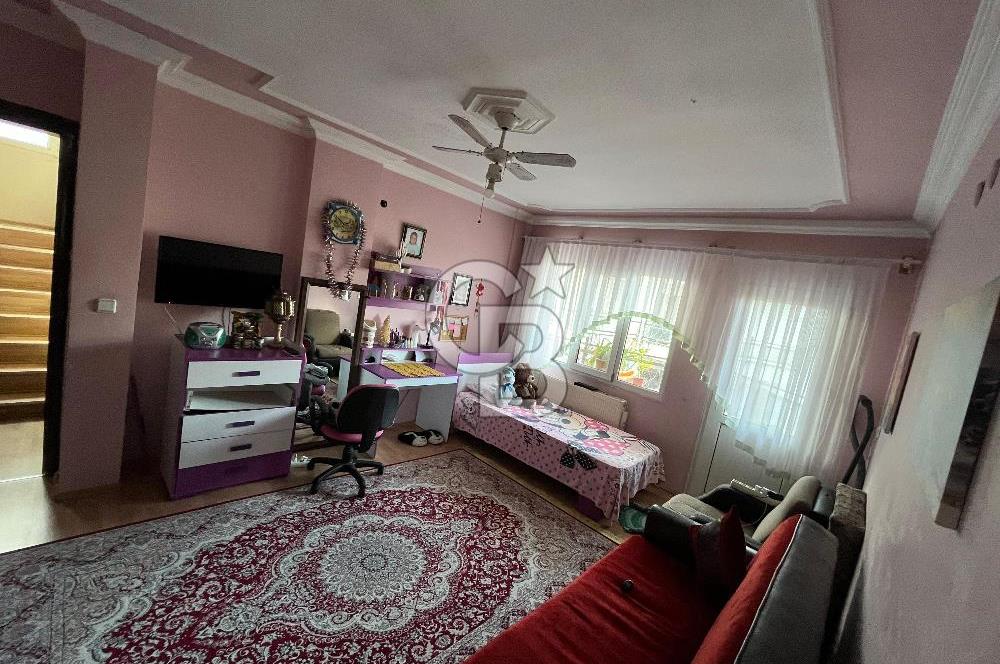 Yenişehir Mah. Yürüyüş Yolu Üstü Satılık 7+3 Villa 