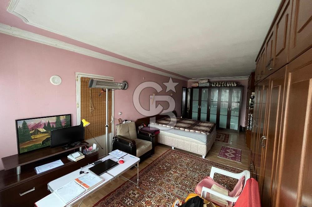 Yenişehir Mah. Yürüyüş Yolu Üstü Satılık 7+3 Villa 