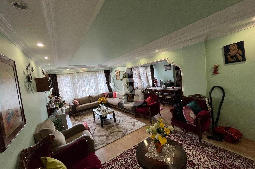 Yenişehir Mah. Yürüyüş Yolu Üstü Satılık 7+3 Villa 