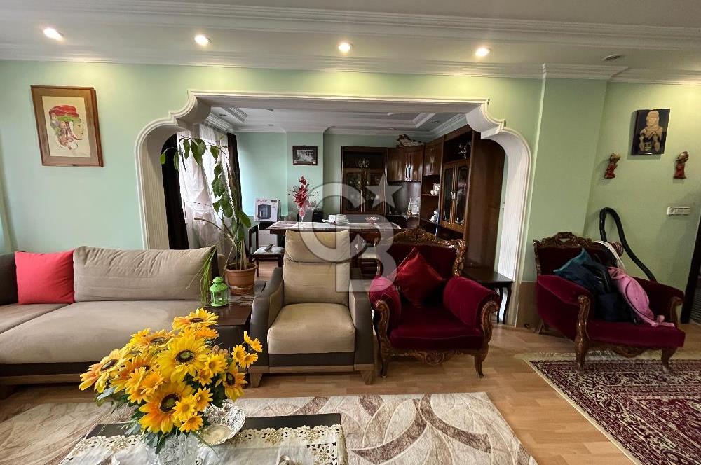 Yenişehir Mah. Yürüyüş Yolu Üstü Satılık 7+3 Villa 