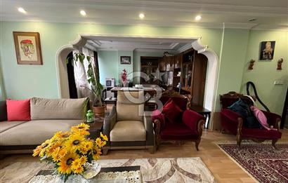 Yenişehir Mah. Yürüyüş Yolu Üstü Satılık 7+3 Villa 