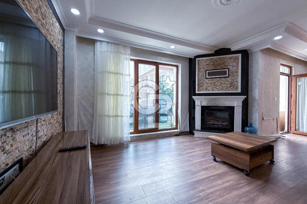 Silivri Ortaköy Dinçer Konakları Satılık 5+1 İkiz Villa