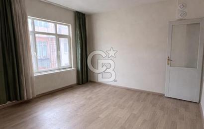 Biga Cadde üstü köşe daire satılık 2+1