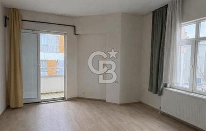 Biga Cadde üstü köşe daire satılık 2+1