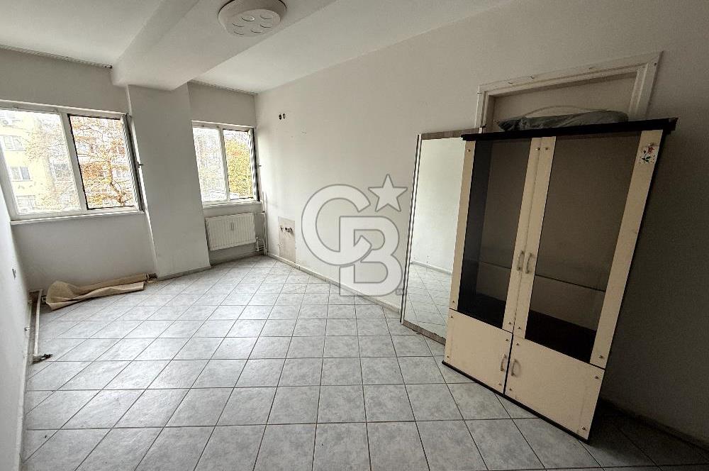 NAMIK KEMAL MAHALLESİ ZİLELİ İŞHANI SATILIK 2+1 İŞYERİ