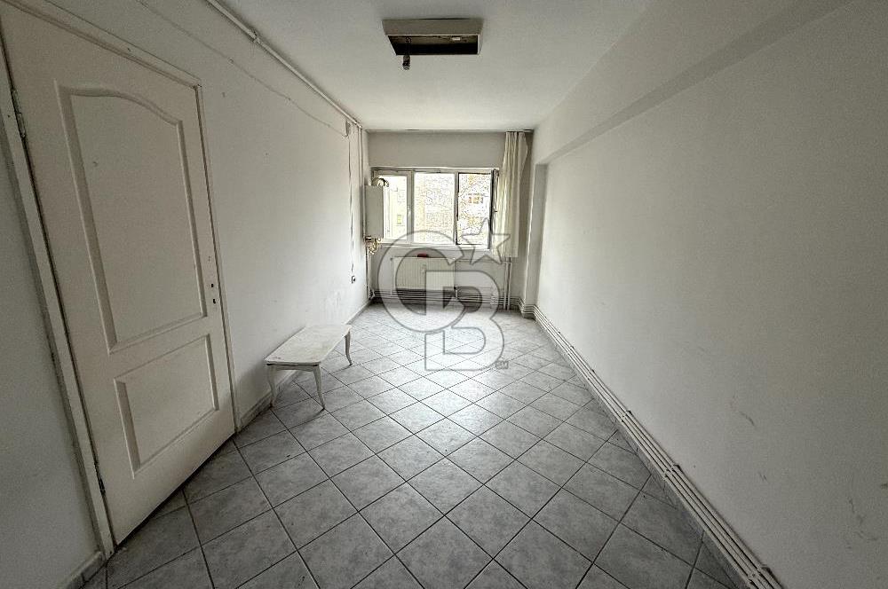 NAMIK KEMAL MAHALLESİ ZİLELİ İŞHANI SATILIK 2+1 İŞYERİ