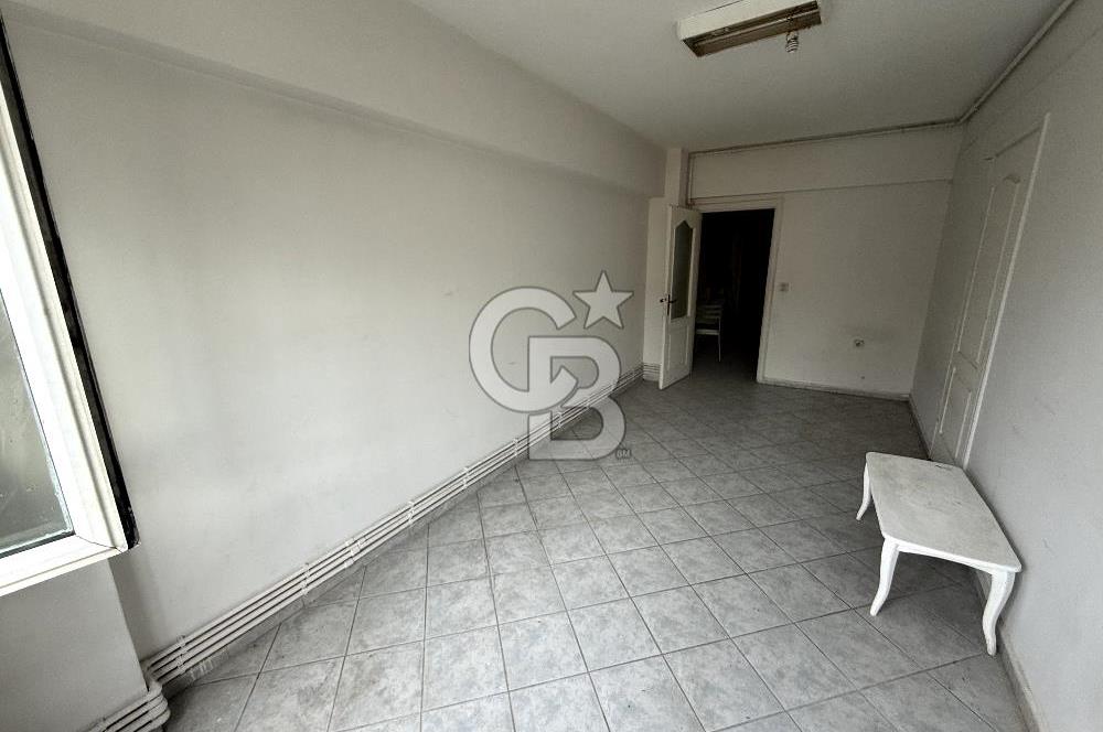 NAMIK KEMAL MAHALLESİ ZİLELİ İŞHANI SATILIK 2+1 İŞYERİ