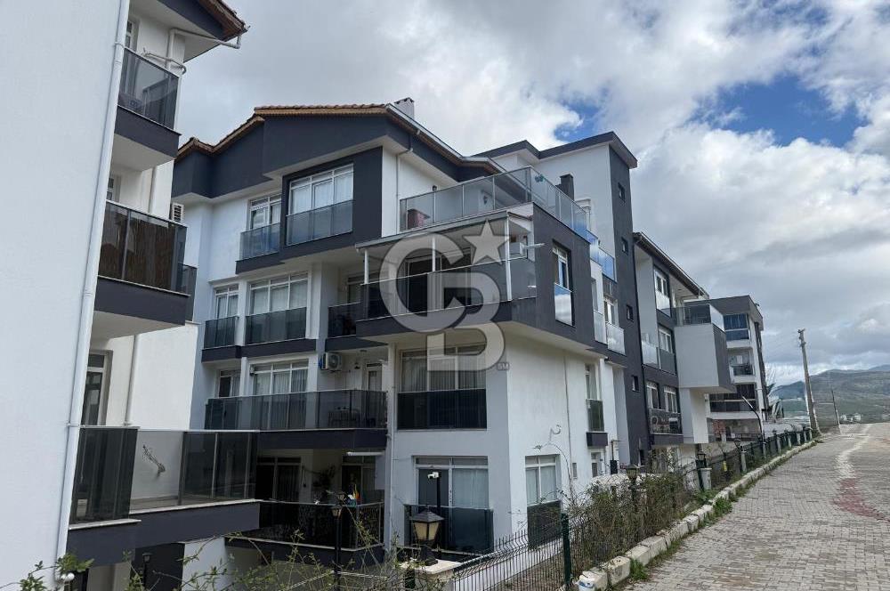 Menemen 29 Ekim Banco Sitesi Havuzlu 2+1 Daire 