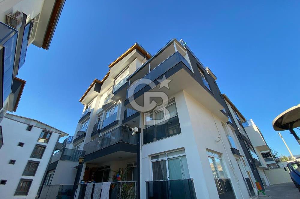 Menemen 29 Ekim Banco Sitesi Havuzlu 2+1 Daire 