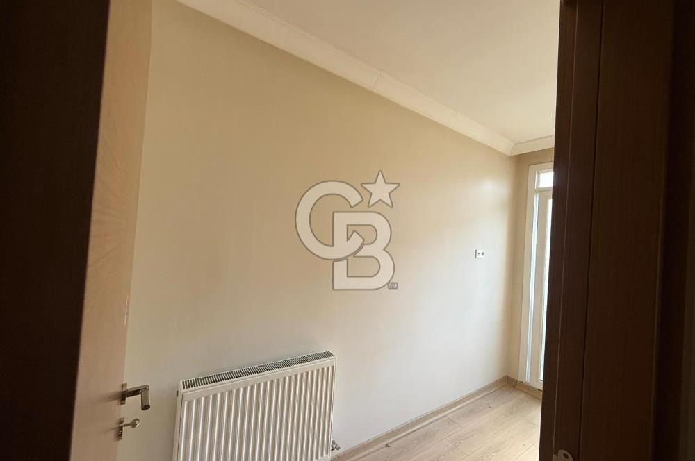 Menemen 29 Ekim Banco Sitesi Havuzlu 2+1 Daire 