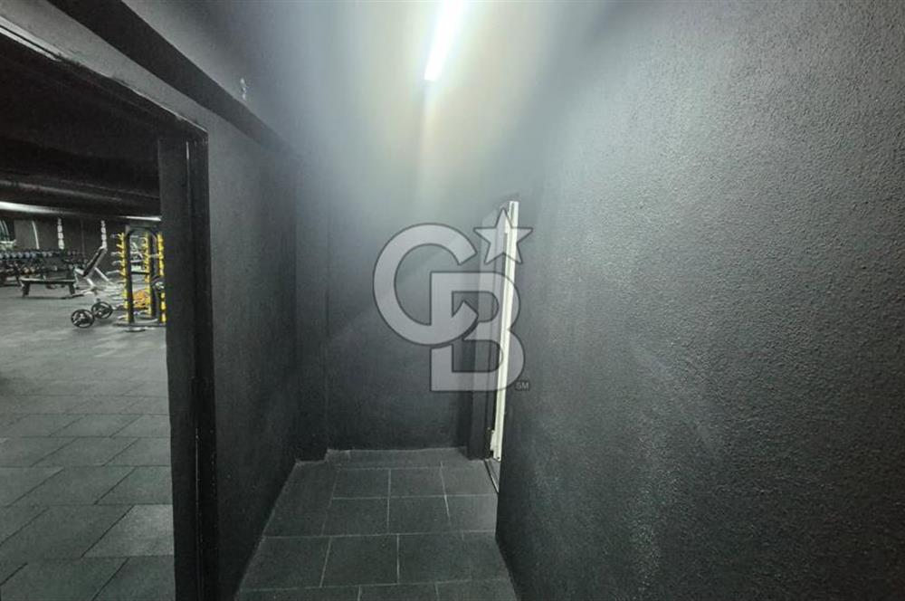 Bornova Ergene Sedeftepe Vadi Evlerinde 815 m2 Depolu Dükkân