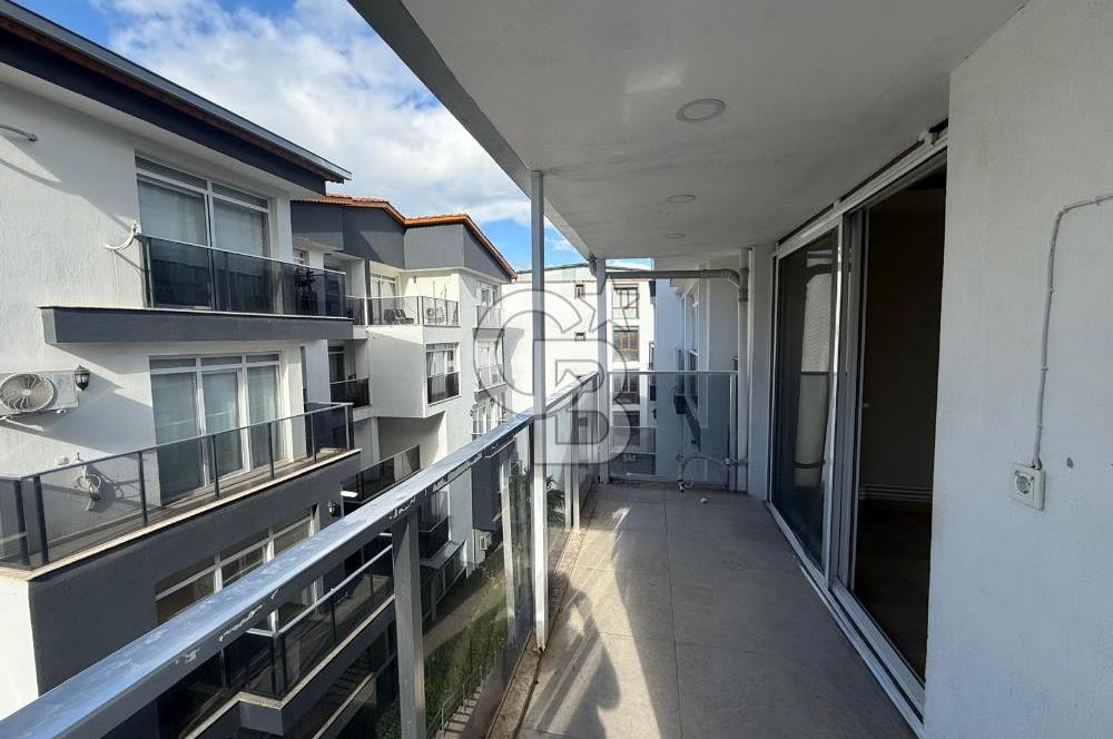 Menemen 29 Ekim Banco Sitesi Havuzlu 2+1 Daire 