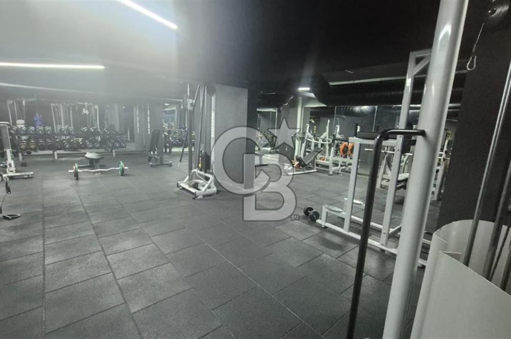 Bornova Ergene Sedeftepe Vadi Evlerinde 815 m2 Depolu Dükkân