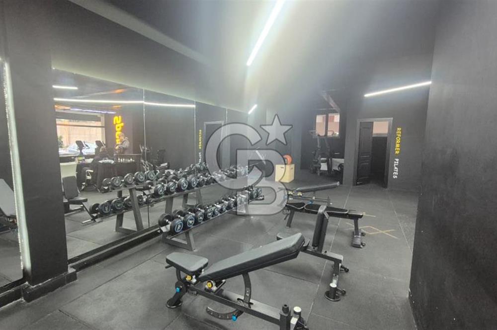 Bornova Ergene Sedeftepe Vadi Evlerinde 815 m2 Depolu Dükkân