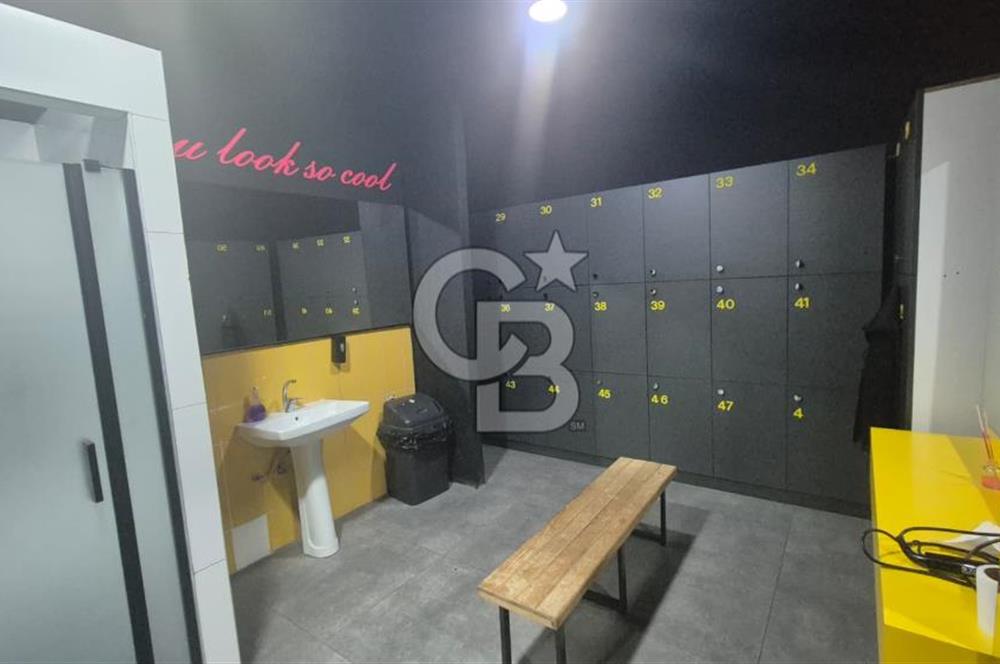 Bornova Ergene Sedeftepe Vadi Evlerinde 815 m2 Depolu Dükkân