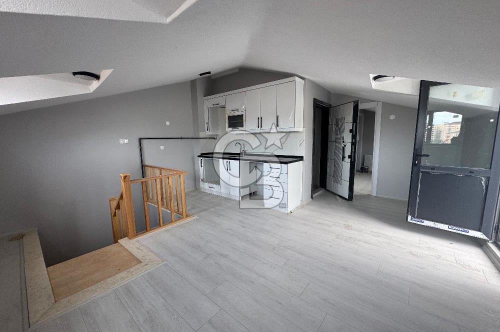 SANCAKTEPE MERKEZDE SATILIK 3+2 ÇATI DUBLEKS