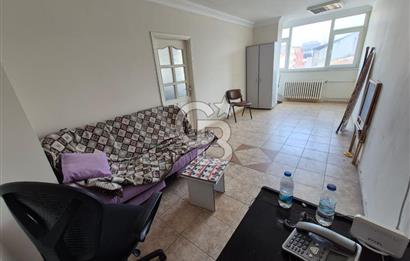 Belediye işhanında satılık ofis