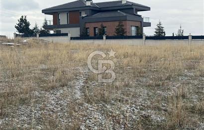 GÖLBAŞI ŞAHANE LOKASYON GÖL MANZARALI 2 VİLLALIK SATILIK ARSA