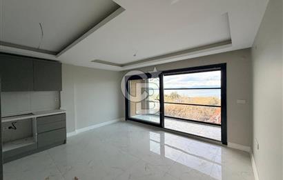 Ayvalık Sahilkentte Denize 50 Metre Lüks Daire 2+1