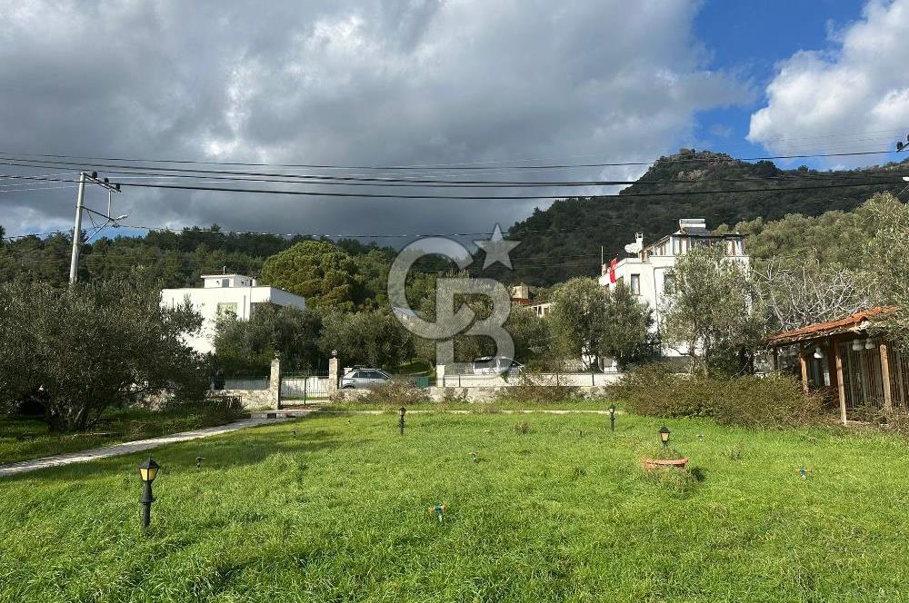 DENİZE 40 METRE ÖZEL PLAJLI SATILIK YAZLIK