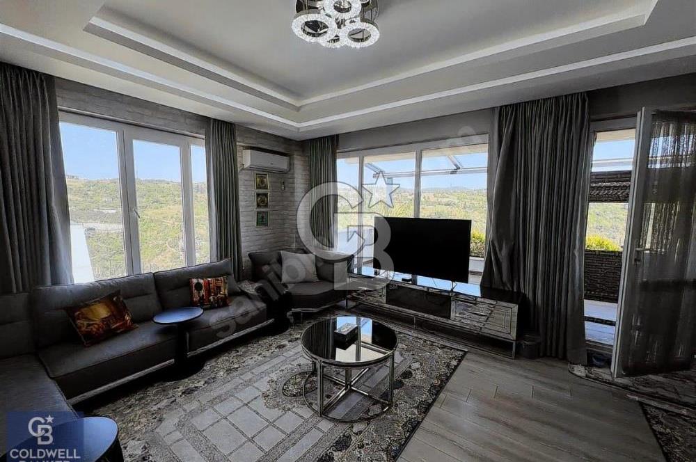 CB MAHALL'DEN VADİ İZMİT TE SATILIK BÜYÜK TİP İÇİ YAPILI 1+1