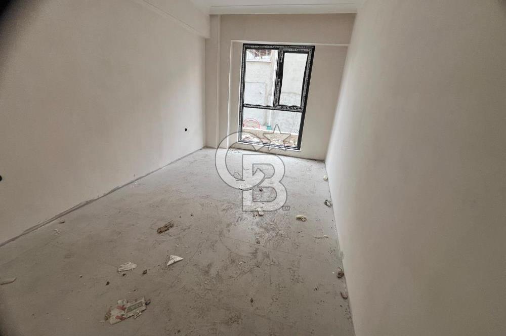 Yeşilyurt Mahallesin de Projeden Satılık 2+1 Bahçe Dubleks Daire