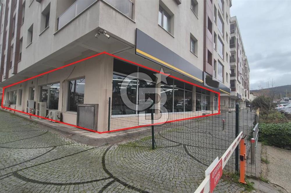 Bornova Ergene Sedeftepe Vadi Evlerinde 815 m2 Depolu Dükkân
