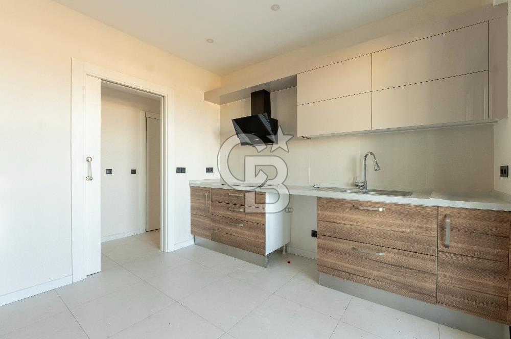 KUZEYŞEHİR D BLOK HAVUZ CEPHE CAM BALKONLU SATILIK 3+1