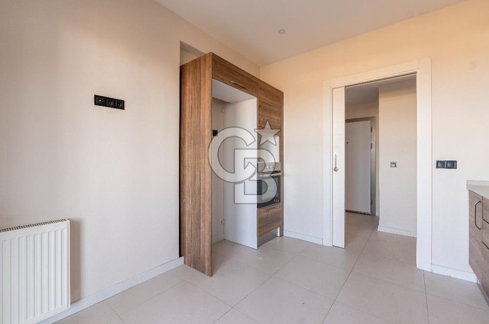 KUZEYŞEHİR D BLOK HAVUZ CEPHE CAM BALKONLU SATILIK 3+1