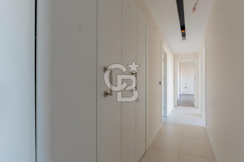 KUZEYŞEHİR D BLOK HAVUZ CEPHE CAM BALKONLU SATILIK 3+1