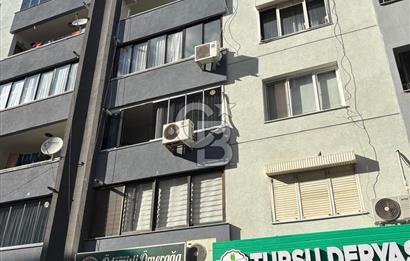 Torbalı Mithat Paşa Caddesi’nde Merkezi Konumda Satılık Geniş 3+1 Daire