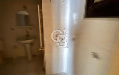 Torbalı Mithat Paşa Caddesi’nde Merkezi Konumda Satılık Geniş 3+1 Daire