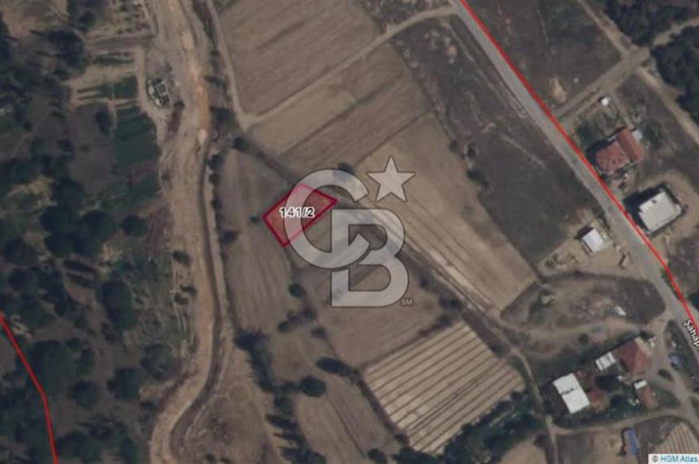 Afyon-Dazkırı Barbaros Mah.de İmarlı Arsalara Yakın 624 m² Satılık Tarla