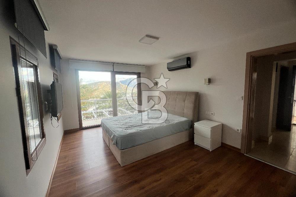 Gündoğan’da Deniz Manzaralı  4+1 Villa