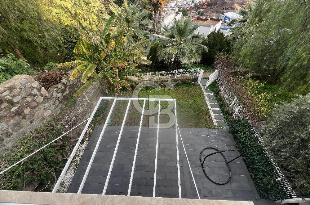 Gündoğan’da Deniz Manzaralı  4+1 Villa