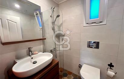 ÇEŞME ILICA'DA 4+1 MÜSTAKİL HAVUZLU İKİZ VİLLA