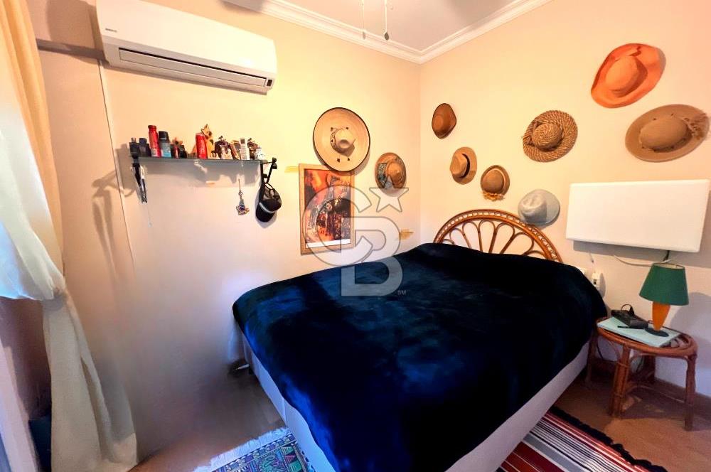 ÇEŞME ILICA'DA 4+1 MÜSTAKİL HAVUZLU İKİZ VİLLA