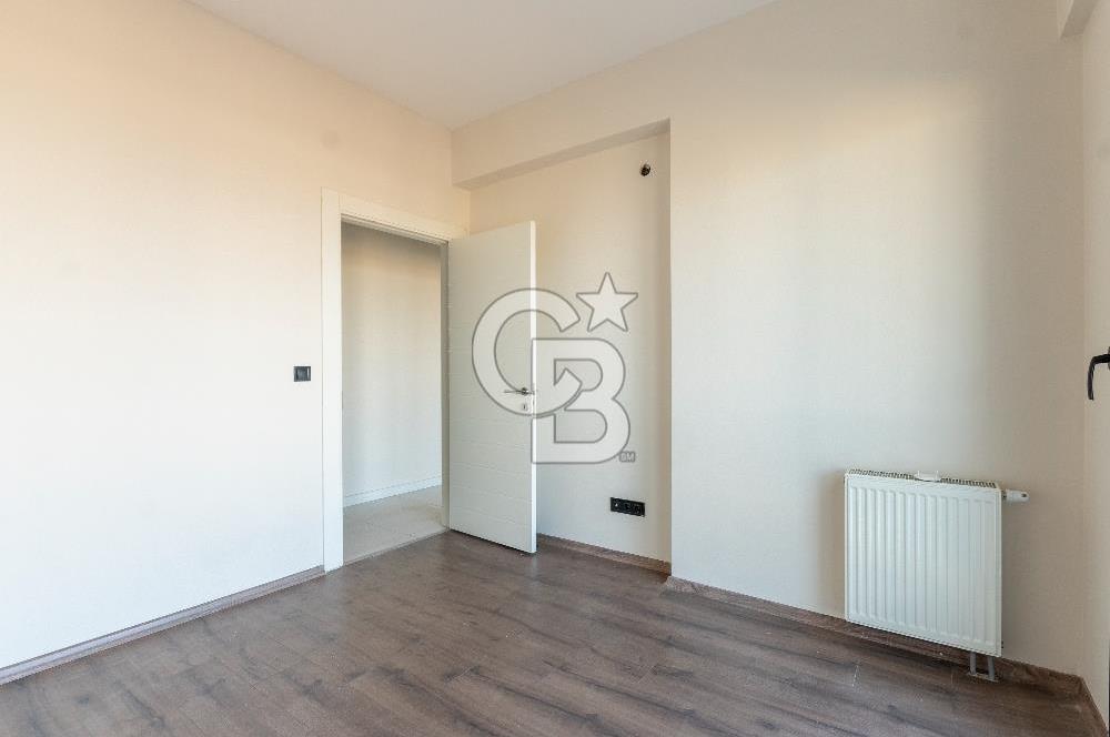 KUZEYŞEHİR D BLOK HAVUZ CEPHE CAM BALKONLU SATILIK 3+1