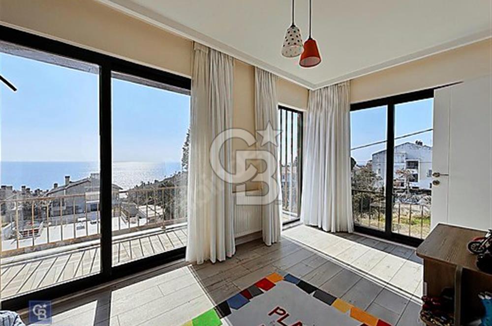 DENİZ MANZARALI EMSALSİZ GÜZELLİKTE SATILIK MÜSTAKİL VİLLA