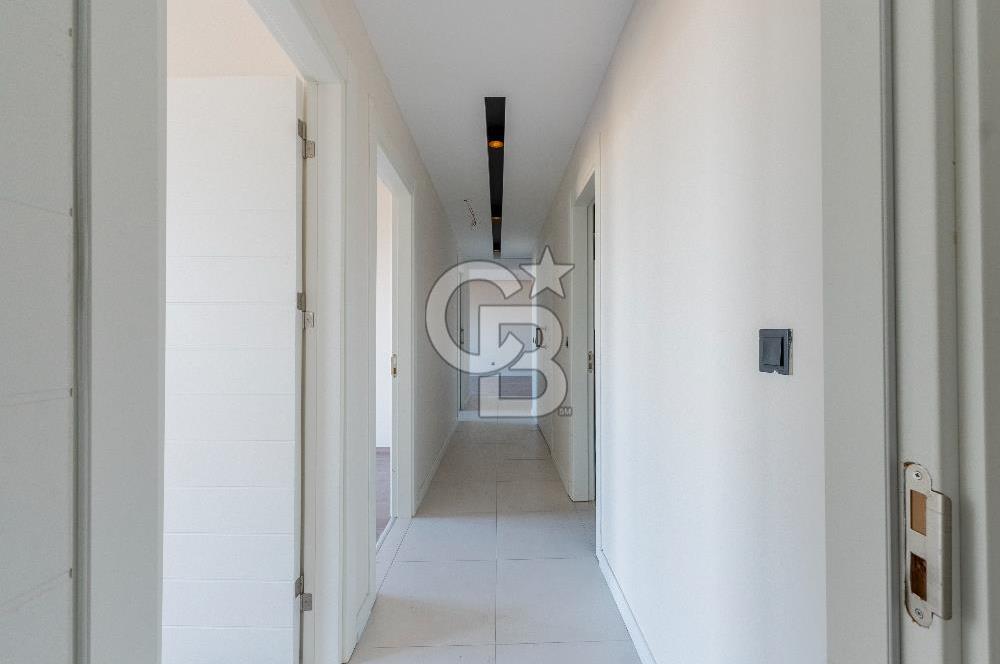 KUZEYŞEHİR D BLOK HAVUZ CEPHE CAM BALKONLU SATILIK 3+1