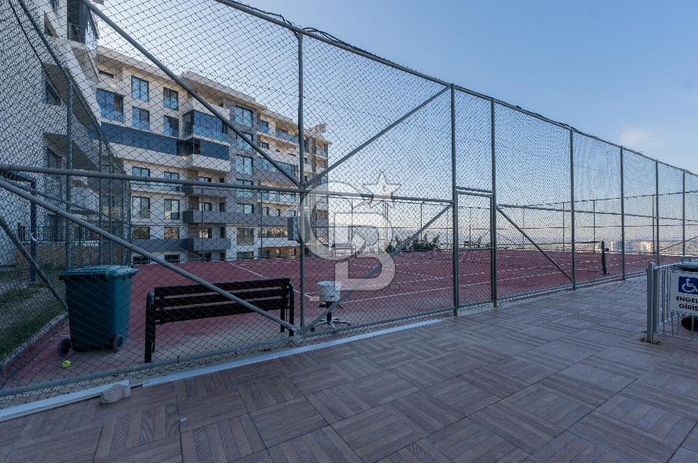 KUZEYŞEHİR D BLOK HAVUZ CEPHE CAM BALKONLU SATILIK 3+1