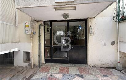 Bornova Merkezde, Yatırıma ve Oturuma Uygun Fırsat Daire