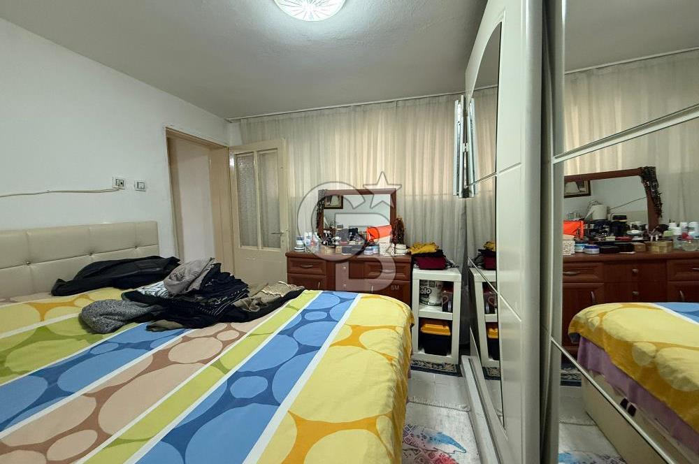 Bornova Merkezde, Yatırıma ve Oturuma Uygun Fırsat Daire