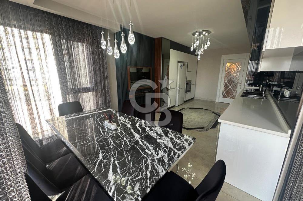 ALC AURA SİTESİNDE EŞSİZ TASARIM FULL YAPILI SATILIK 4,5+1 DAİRE