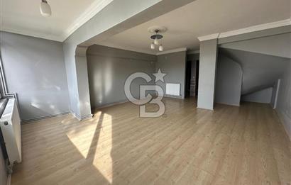 Atatürk Mahallesi – Deniz Manzaralı, Büyük Teraslı 3 Katlı Müstakil Ev