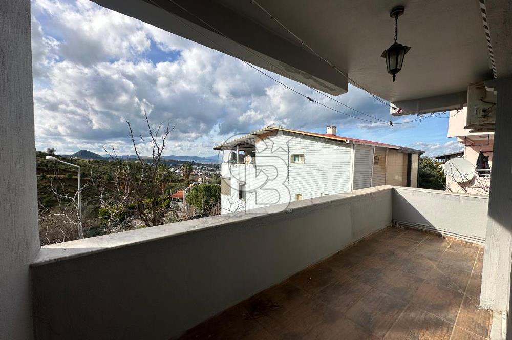 Atatürk Mahallesi – Deniz Manzaralı, Büyük Teraslı 3 Katlı Müstakil Ev