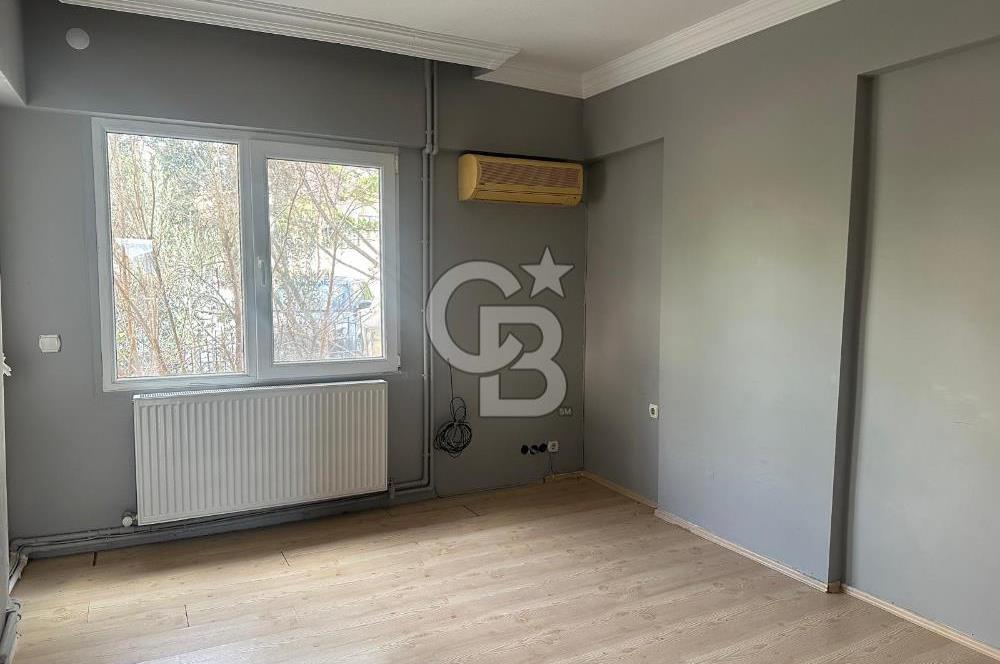 Atatürk Mahallesi – Deniz Manzaralı, Büyük Teraslı 3 Katlı Müstakil Ev