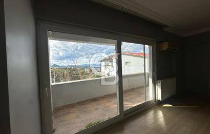 Atatürk Mahallesi – Deniz Manzaralı, Büyük Teraslı 3 Katlı Müstakil Ev