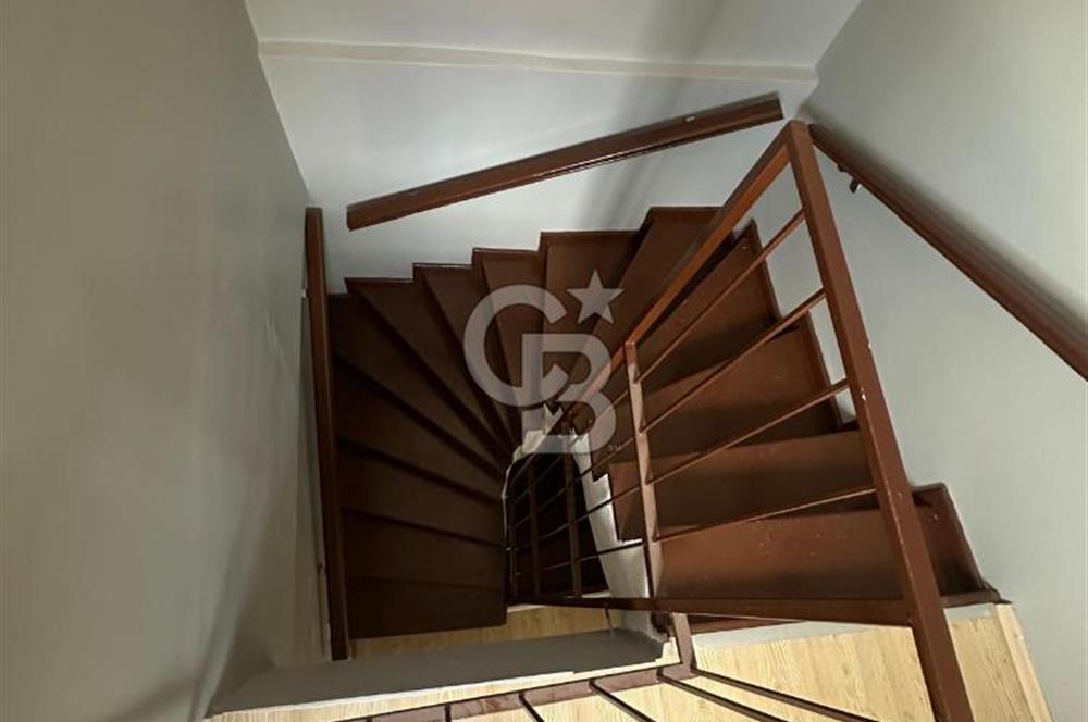 Atatürk Mahallesi – Deniz Manzaralı, Büyük Teraslı 3 Katlı Müstakil Ev