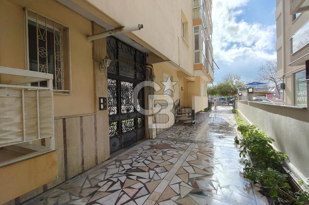 İZMİR KARŞIYAKA ATATÜRK BULVARI ÜZERİNDE 3+1 EŞYALI KİRALIK DAİRE